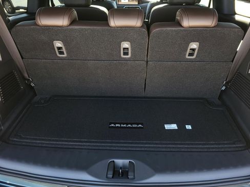 New 2026 Nissan Armada Platinum image 15