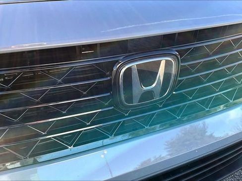 Used 2023 Honda Accord Sport image 27