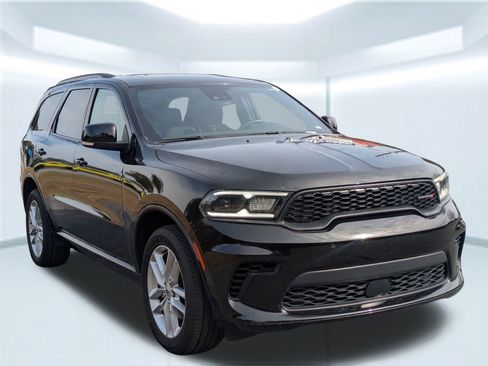 Used 2024 Dodge Durango GT image 8