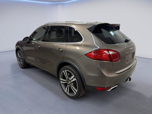 Used 2012 Porsche Cayenne S AWD/4WD image 5