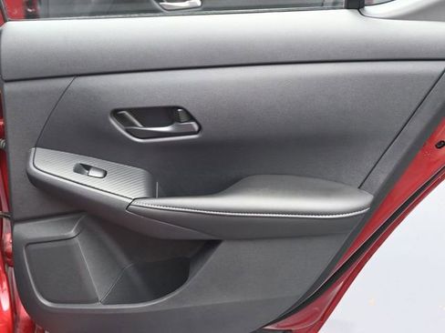 Used 2025 Nissan Sentra SV image 29