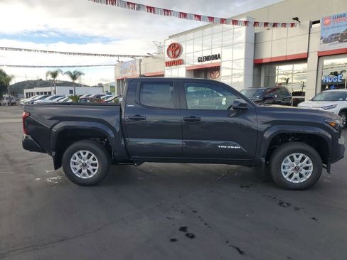 New 2026 Toyota Tacoma SR5 image 2