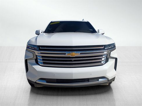 Used 2022 Chevrolet Suburban High Country w/ Premium Package image 2