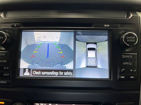 Used 2017 Nissan Titan Platinum Reserve image 23