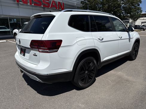 Used 2018 Volkswagen Atlas SEL AWD/4WD image 7
