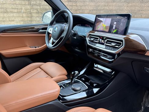 Certified 2023 BMW X3 xDrive30i w/ Premium Package image 8