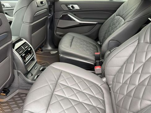 New 2027 BMW X7 xDrive40i w/ Executive Package AWD/4WD image 14