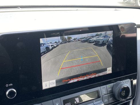 Certified 2025 Toyota Grand Highlander AWD image 8