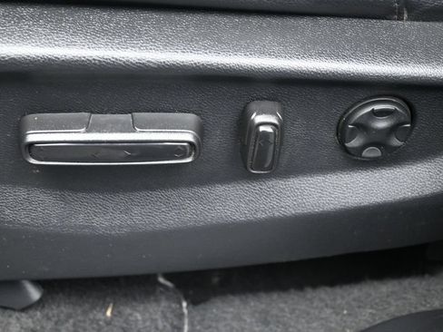Used 2019 Honda CR-V EX-L image 10