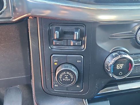 Used 2021 Ford F150 Lariat image 26