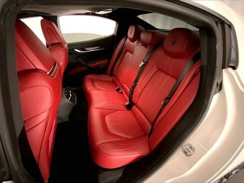 Used 2021 Maserati Ghibli S GranSport Q4 image 14