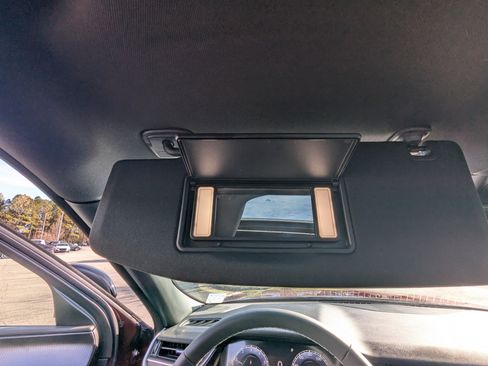 Used 2024 Jeep Grand Cherokee L Laredo w/ Trailer Tow Package image 27