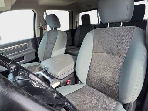 Used 2017 RAM 1500 Big Horn RWD image 11