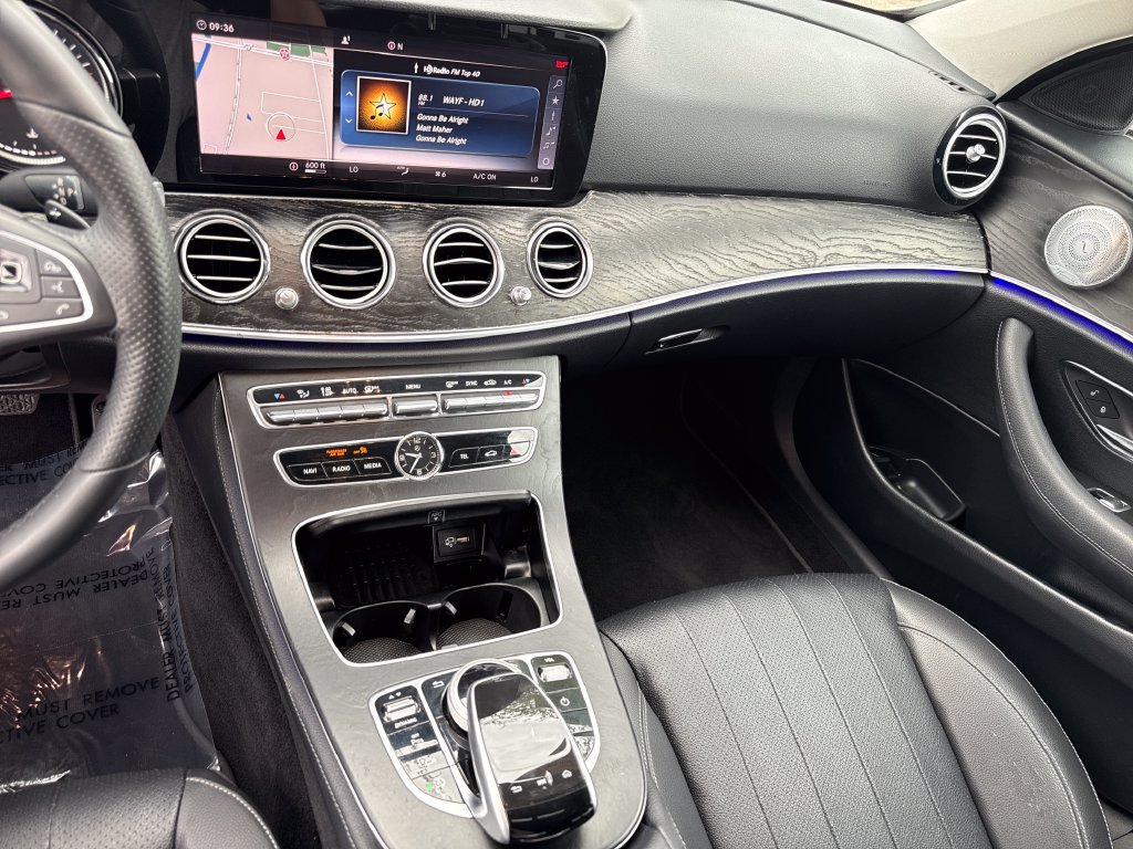 Used 2018 Mercedes-Benz E 300 image 17