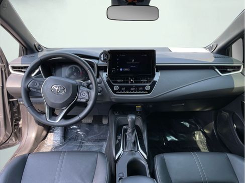 Certified 2025 Toyota Corolla XSE FWD image 17