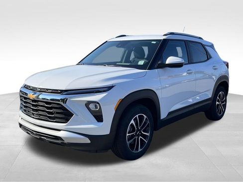 New 2026 Chevrolet TrailBlazer LT w/ Convenience Package FWD image 7