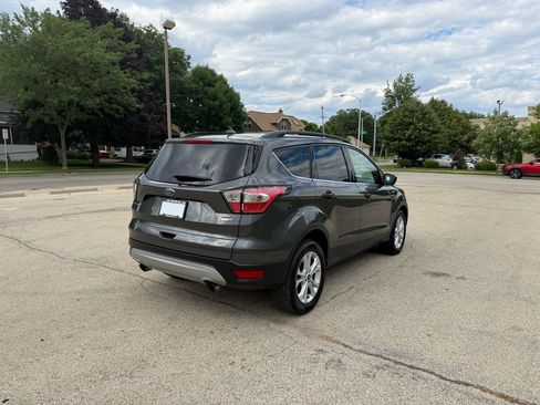 Used 2018 Ford Escape SEL w/ Ford Safe & Smart Package AWD/4WD image 7