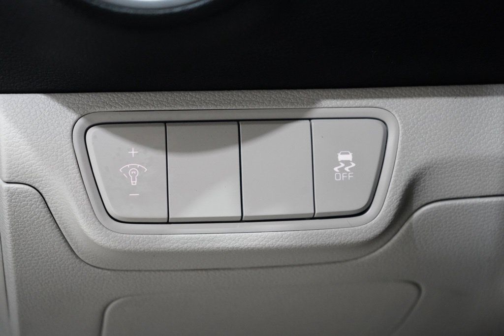 Used 2023 Kia Forte LXS FWD image 21