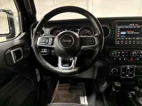 Used 2020 Jeep Wrangler Unlimited Sahara AWD/4WD image 22