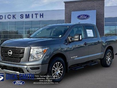 Used 2024 Nissan Titan SV w/ SV Convenience Package
