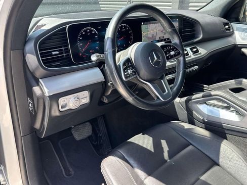 Used 2020 Mercedes-Benz GLE 350 4MATIC image 4