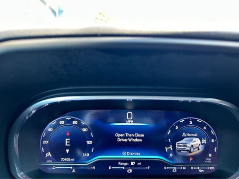 Used 2022 Chevrolet Tahoe Z71 w/ Off-Road Capability Package image 8