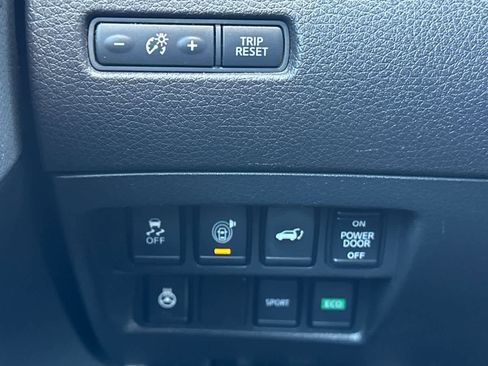Used 2017 Nissan Rogue SL w/ SL Premium Package FWD image 31