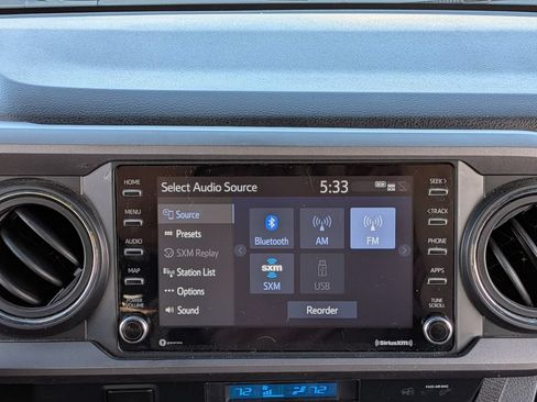 Used 2022 Toyota Tacoma TRD Off-Road AWD/4WD image 27