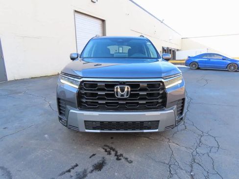 New 2026 Honda Pilot Touring image 6