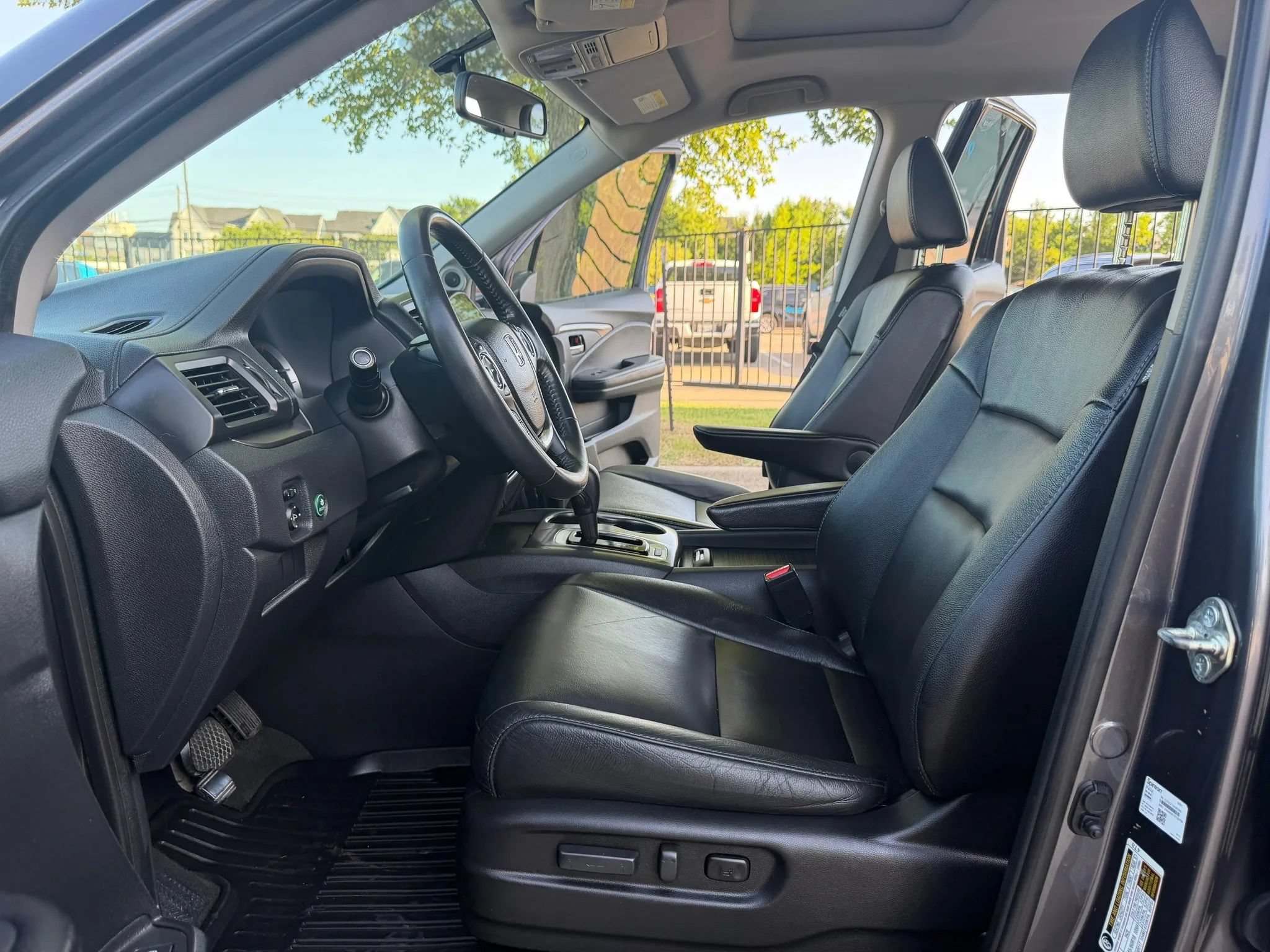 Used 2017 Honda Pilot EX-L image 12
