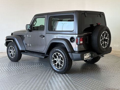 Used 2024 Jeep Wrangler Sport AWD/4WD image 3