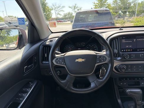 Used 2020 Chevrolet Colorado Z71 AWD/4WD image 11