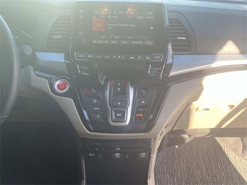 Used 2021 Honda Odyssey Touring image 15