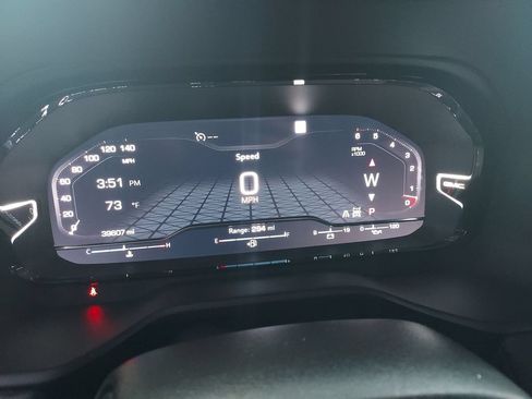 Used 2023 GMC Yukon Denali AWD/4WD image 21