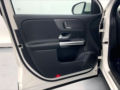 Certified 2021 Mercedes-Benz GLA 250 image 19