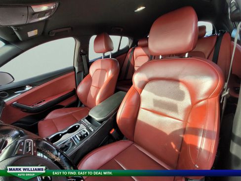 Used 2021 Kia Stinger GT image 30