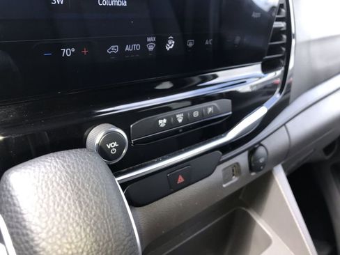 Used 2023 Ford Transit 350 XLT image 19