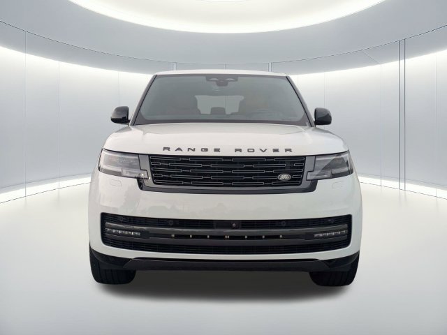 Used 2025 Land Rover Range Rover Long Wheelbase SE AWD/4WD image 9