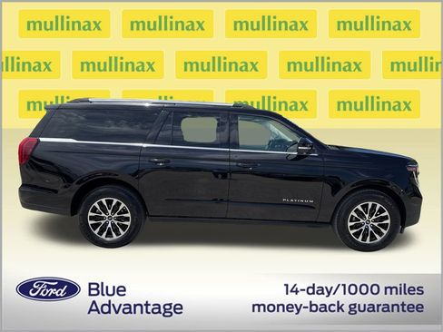 Used 2025 Ford Expedition Max Platinum AWD/4WD image 2