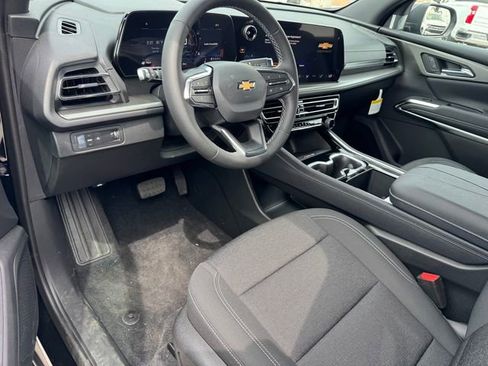 New 2026 Chevrolet Traverse LT w/ Driver Confidence Package image 11