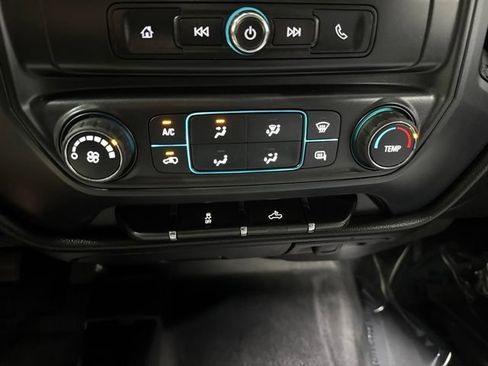Used 2017 Chevrolet Silverado 1500 W/T AWD/4WD image 18