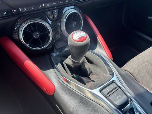 Used 2022 Chevrolet Camaro ZL1 RWD image 20