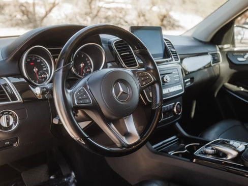 Used 2018 Mercedes-Benz GLS 550 4MATIC w/ Driver Assistance Package image 13