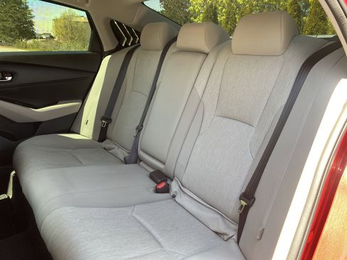 Used 2023 Honda Accord EX image 9