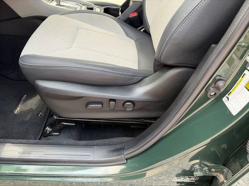 Certified 2023 Subaru Forester Premium AWD/4WD image 21