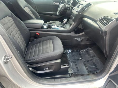 Used 2018 Ford Edge SEL AWD/4WD image 12