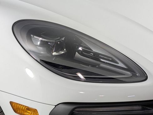 New 2026 Porsche Macan S image 15