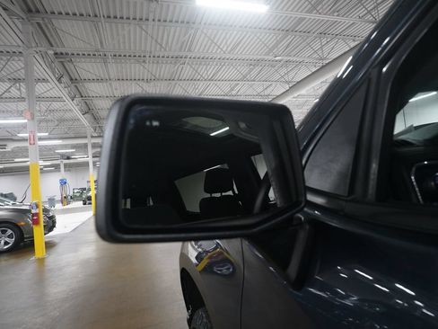Used 2020 Chevrolet Silverado 1500 LT Trail Boss AWD/4WD image 24