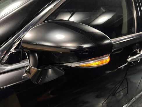 Used 2017 Lexus LS 460 w/ Comfort Package image 36