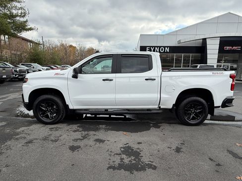Used 2019 Chevrolet Silverado 1500 LT Trail Boss image 2